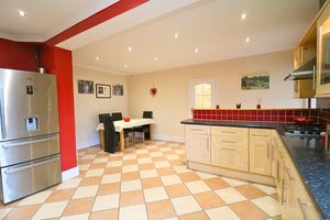 Photo 14- click for photo gallery